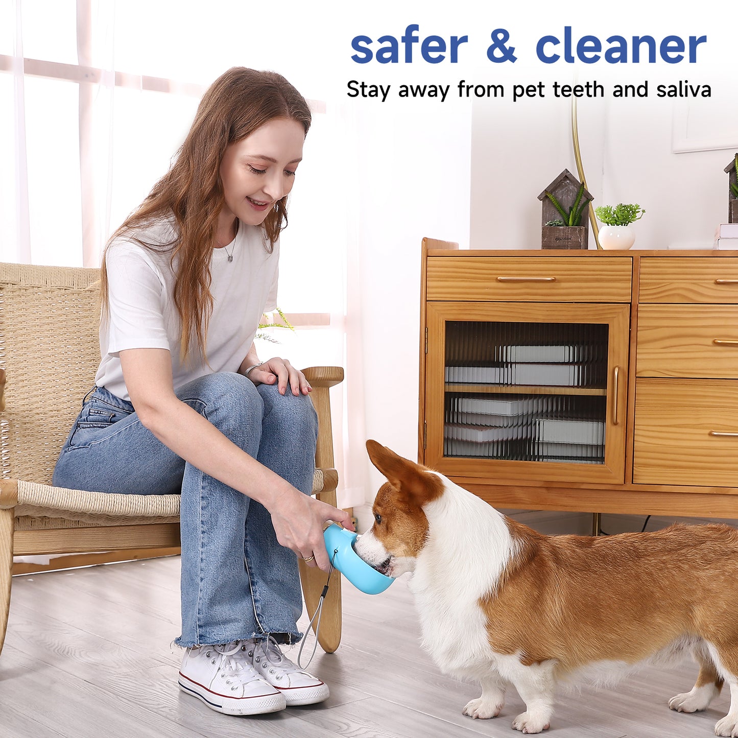 Handheld Dog Feeder
